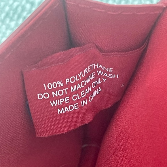 Michael Kors Red Wallet with Gold Hardware - Picture 8 of 16